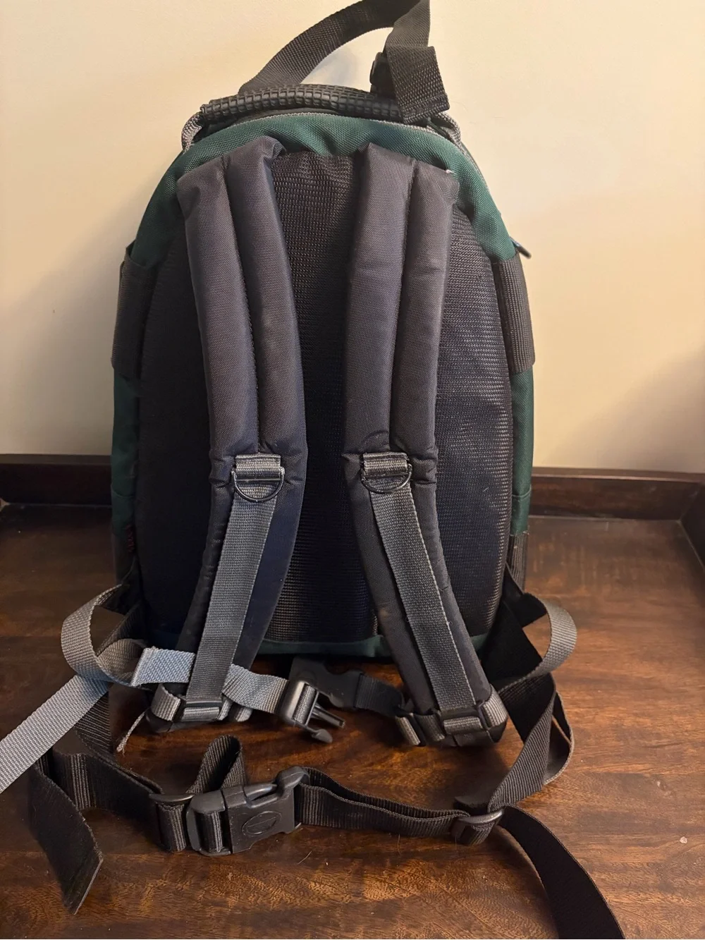 Tarmac Expedition 5 camera backpack